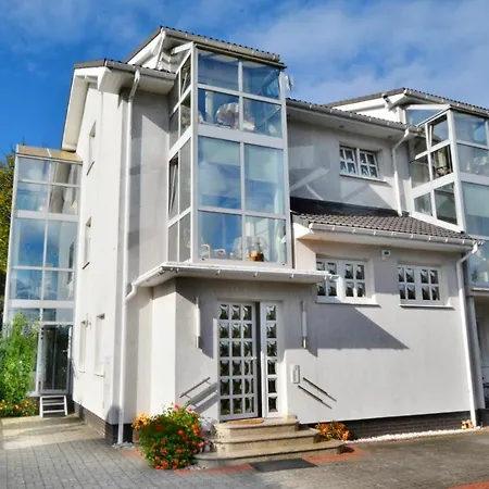 Appartementhaus Mila In Kolobrzeg Exterior photo